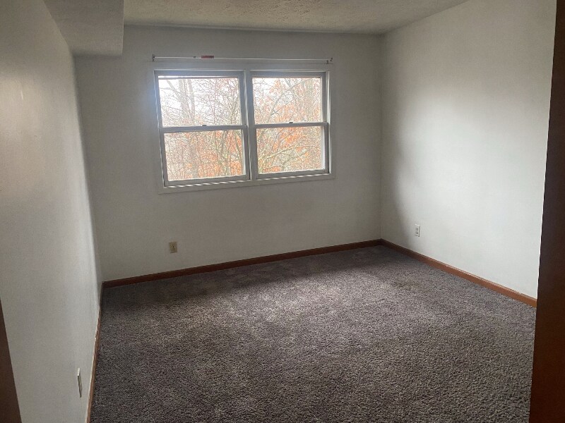 Building Photo - 1770 IN-46