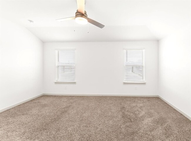 Building Photo - 4918 Pne Hvn Ln