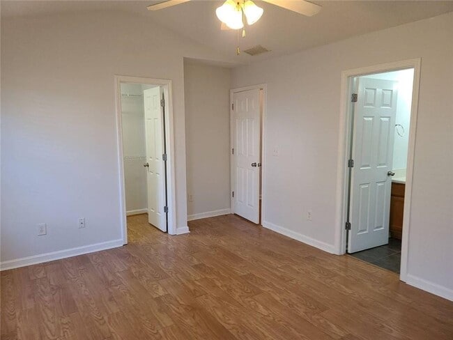 Building Photo - 363 Greystone Pkwy