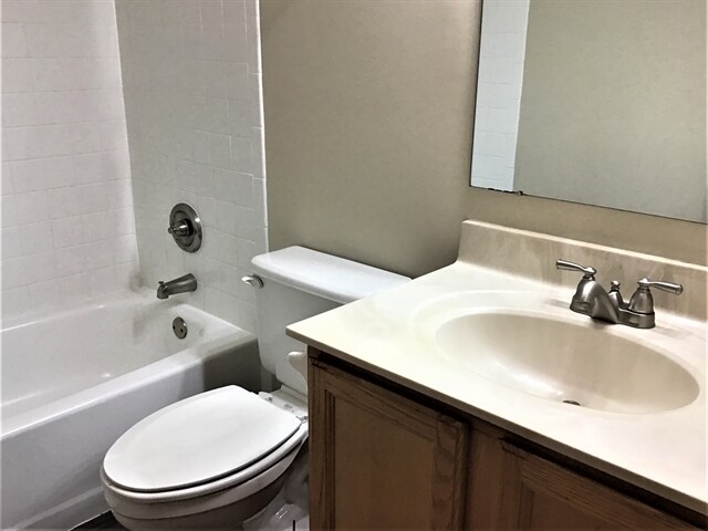 Building Photo - 7624 Harbour Town Dr