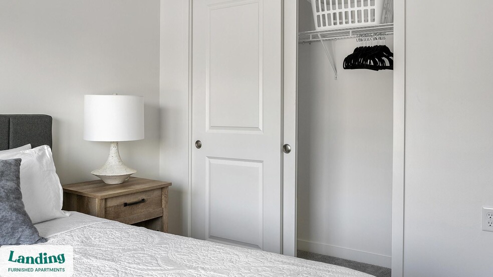 Building Photo - 2708 Old Lebanon Pike