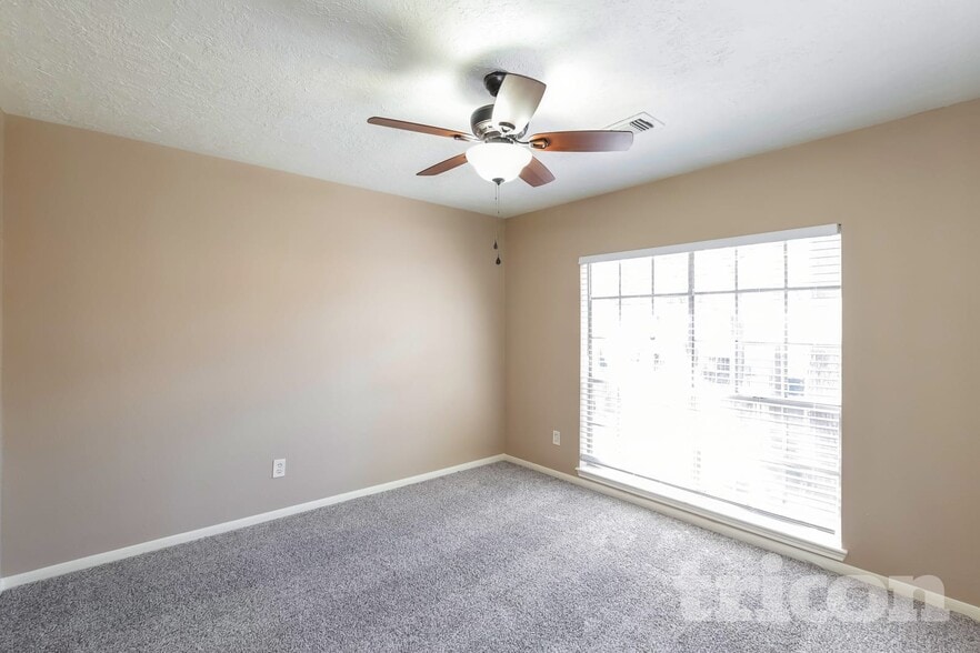 Building Photo - 20207 Cannaberry Way