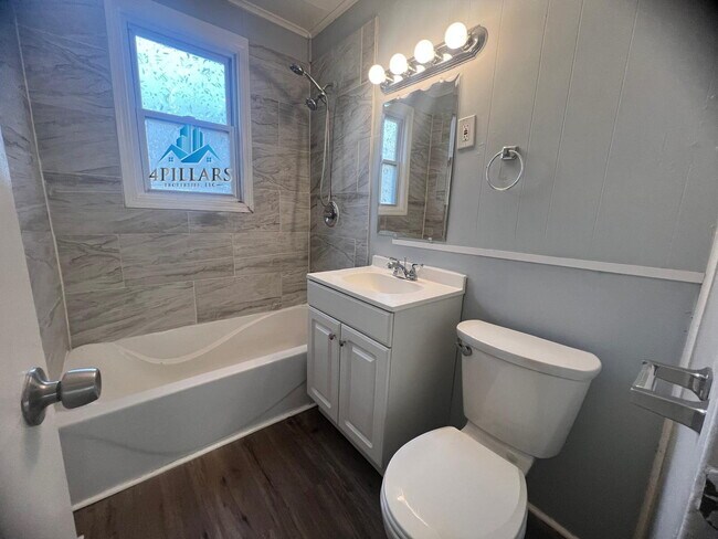 Building Photo - Charming 2 Bedroom Duplex in La Porte with Spacious Layout and Prime Location