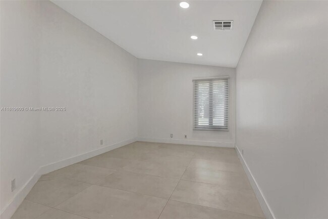 Building Photo - 8360 NW 51st Ct