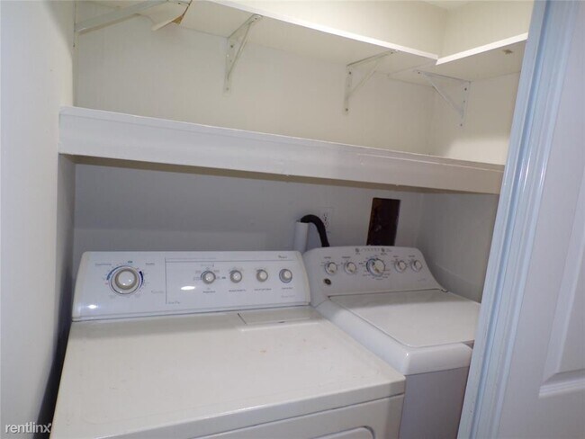 Building Photo - 4 br, 2 bath House - 5641 Freedom St 1