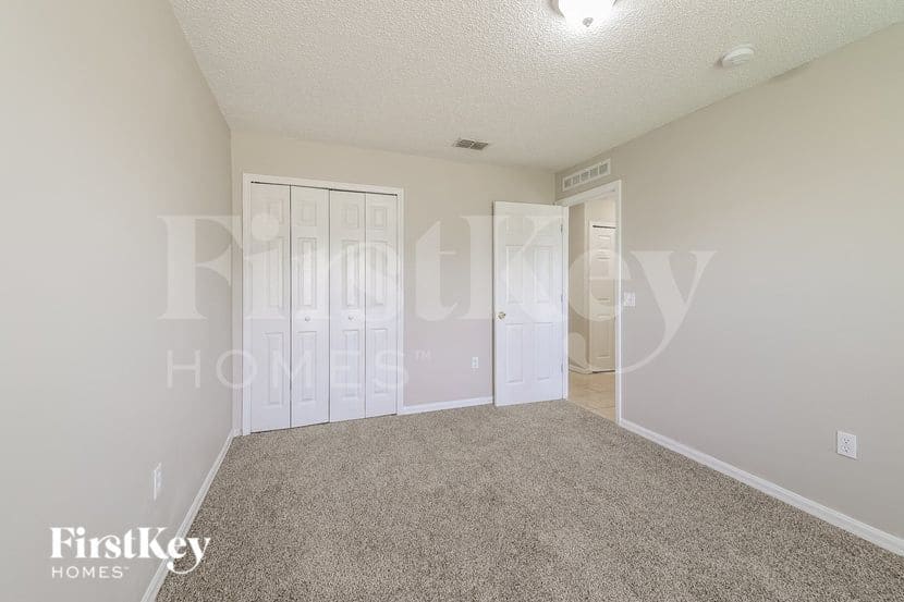 Building Photo - 32 Sawfish Ln