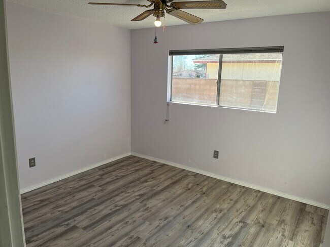 Building Photo - 24437 Tamarisk Ave