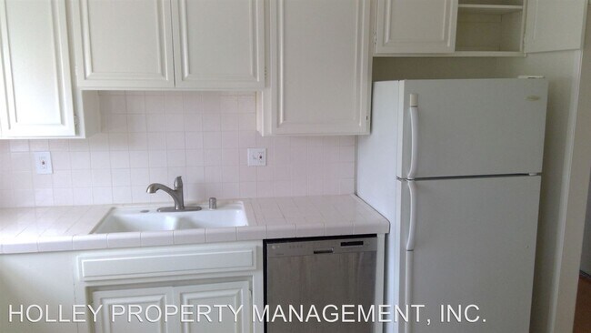 Building Photo - 3735 Keystone Ave