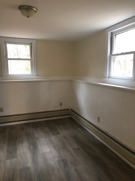 Building Photo - 19 Fitch Rd