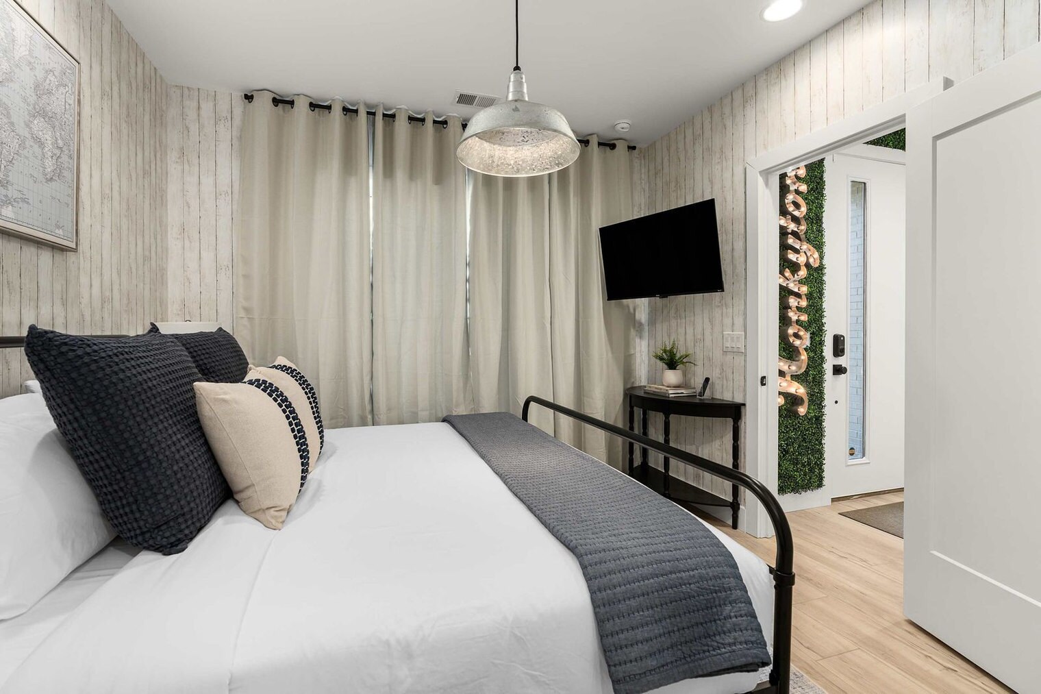 Building Photo - 1116 Spurgeon Ave