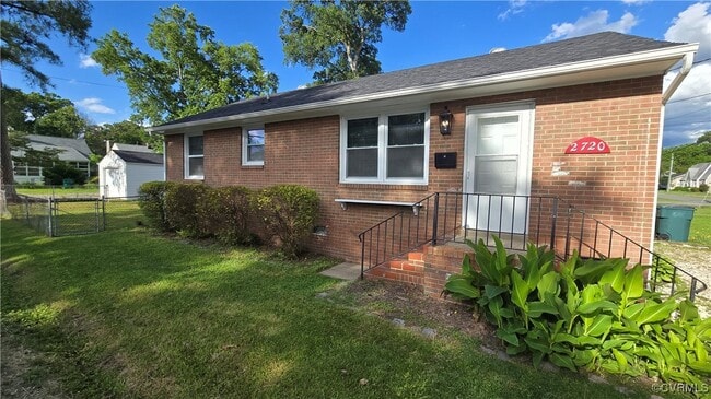 Primary Photo - 2720 Maplewood Rd
