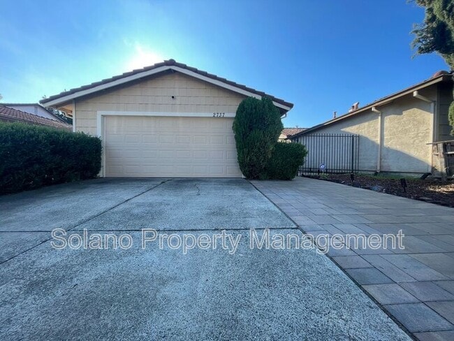 Building Photo - 2737 Almondwood Way