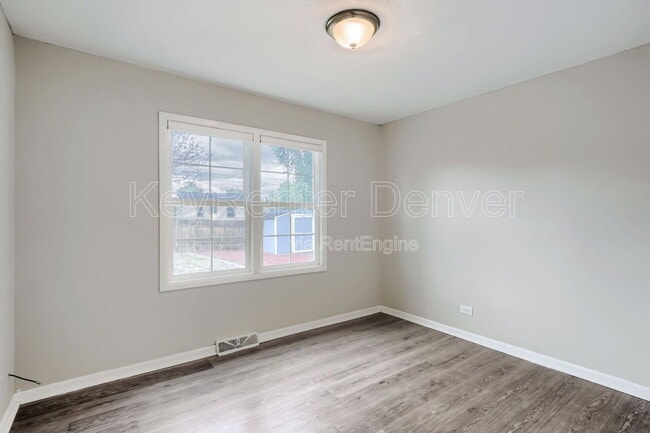 Building Photo - 1845 W Stoll Pl