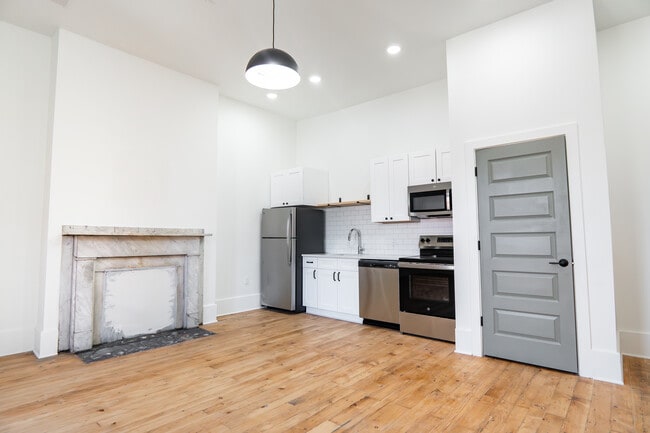 Building Photo - 4402 Butler St