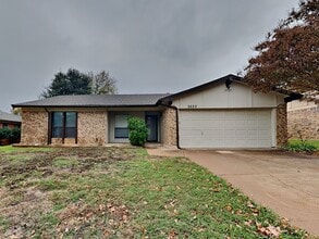 Building Photo - 3033 Mossy Oak Ln