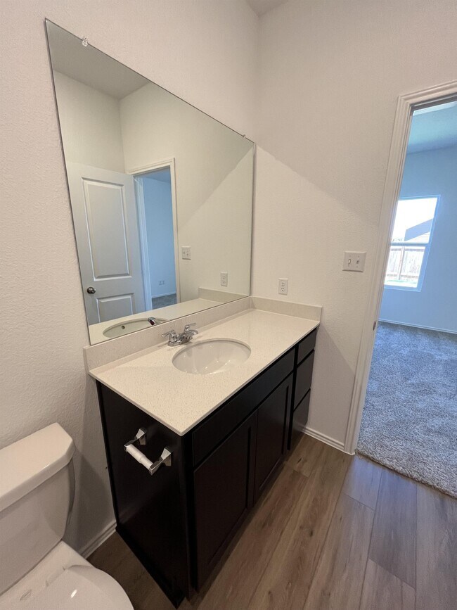 Building Photo - 312 Freshwater Dr