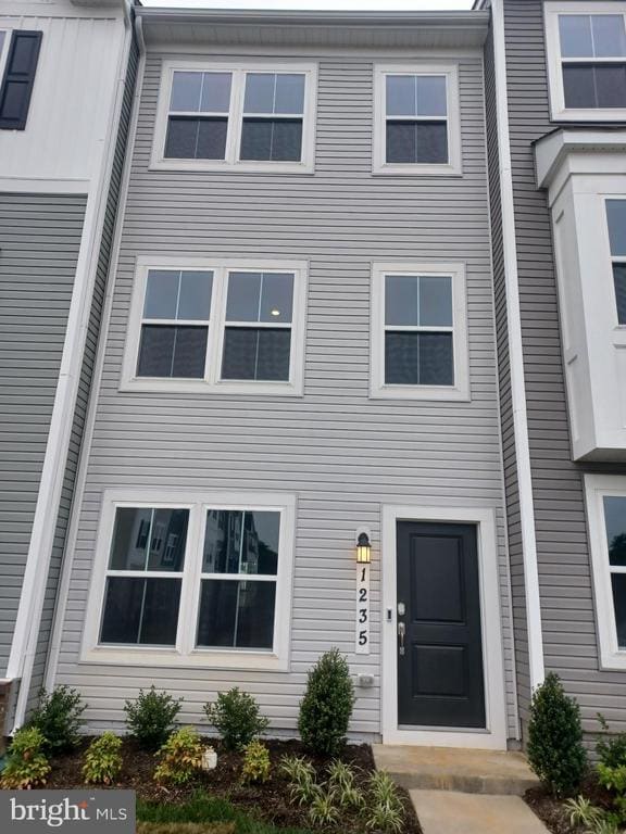 Building Photo - 1235 Cedar Vly Rd