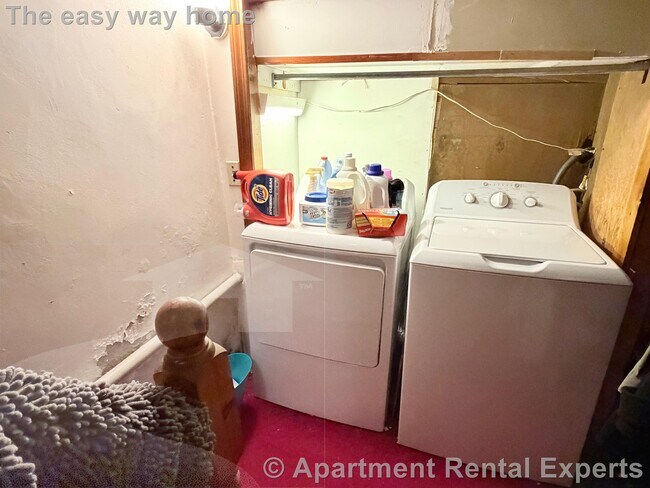 Building Photo - 4 St Mary Rd