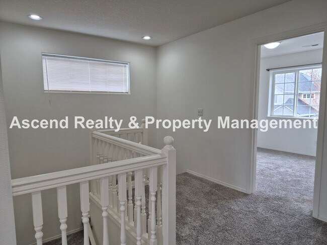 Building Photo - Bethany 3 Bed + Office on Main Fenced Back Yard w/Deck 2 Car Attached Garage Available Now!