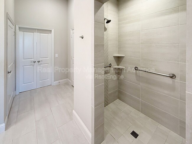Building Photo - 3750 Dalea Dr