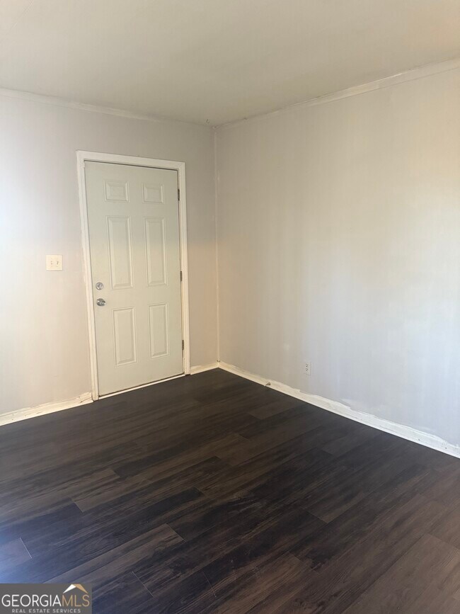 Building Photo - 44 Armstead Dr