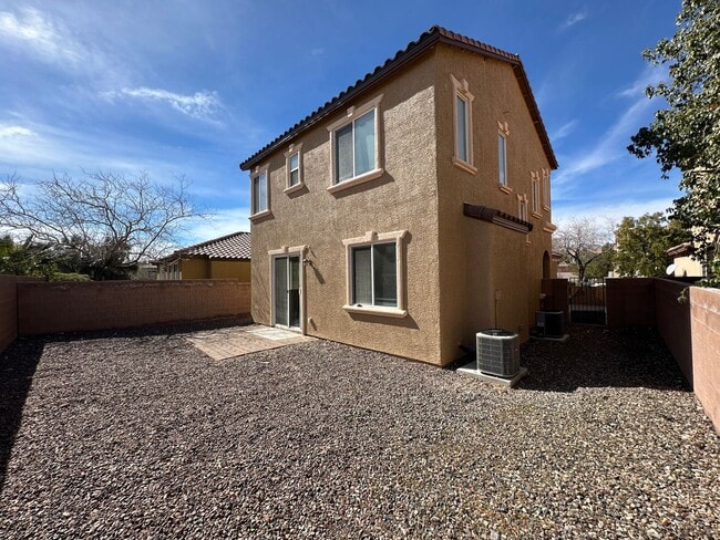 Building Photo - Summerlin Village