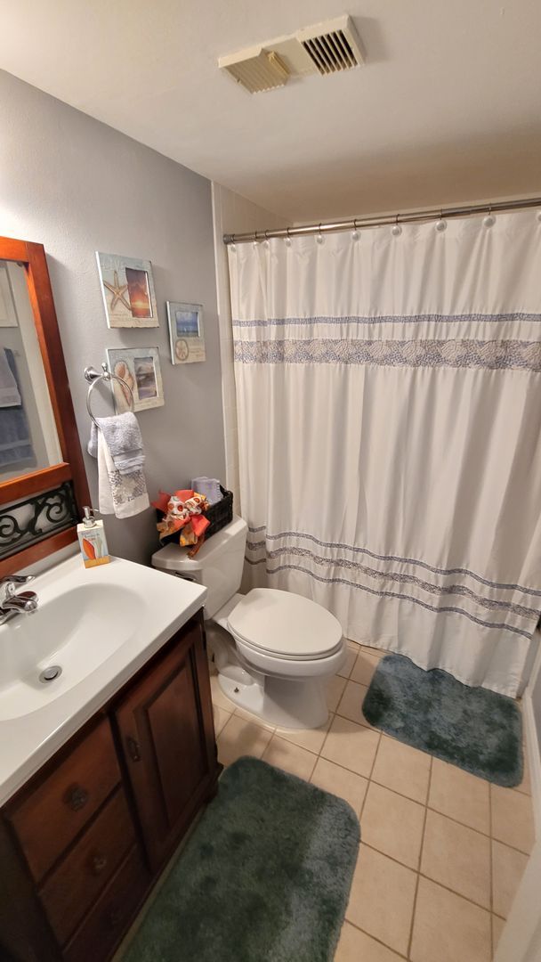 Building Photo - Fully Furnished Condo in the heart of Cocoa Beach-Available 10.1.24 to 4.30.25