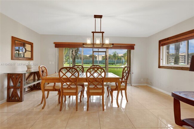 Building Photo - 12850 SW 4th Ct