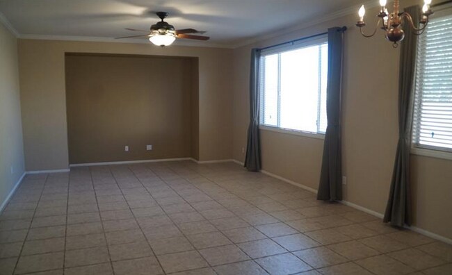 Building Photo - 7918 Sagebrush Bend St