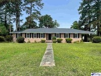 Building Photo - 821 Championship Dr