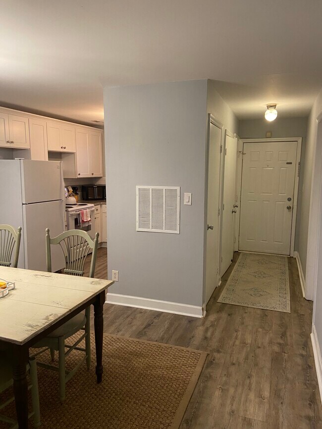 Condo entrance - 300 E Park Ave
