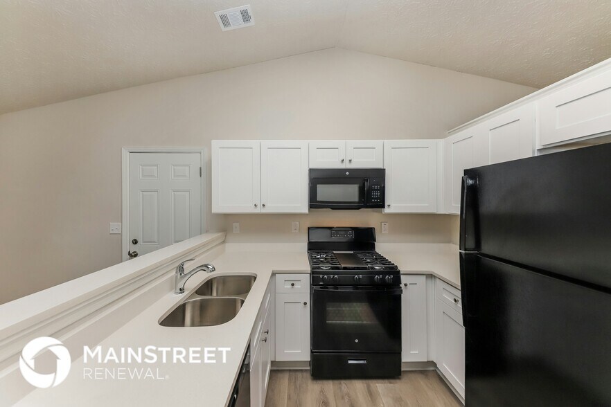 Building Photo - 1357 Ling Dr