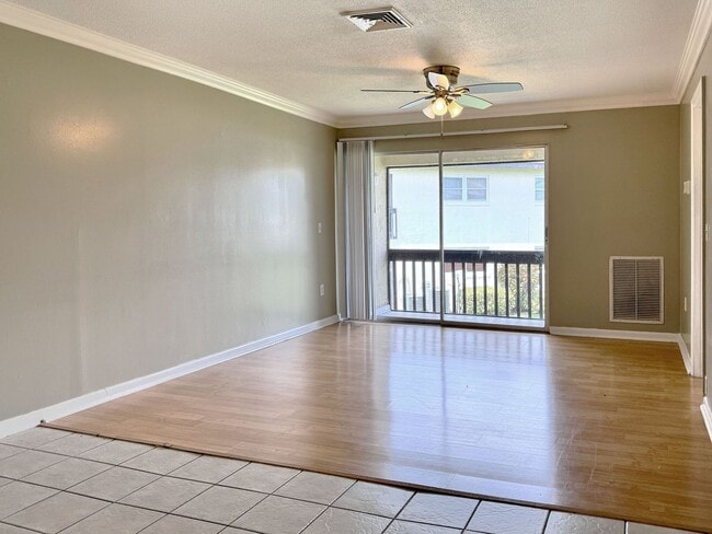 Building Photo - Delightful Two-Bedroom Condo in Winter Haven