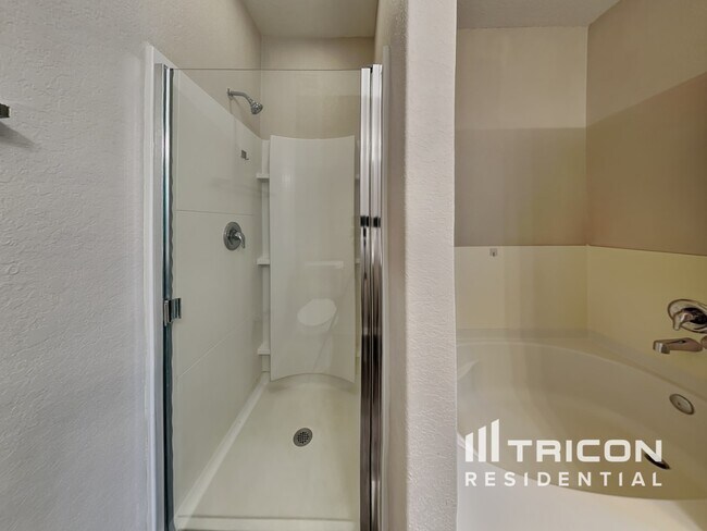 Building Photo - 6615 Port Elizabeth