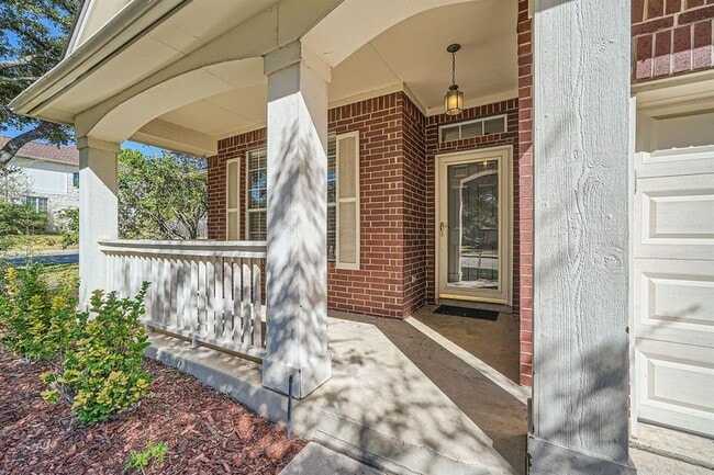 Building Photo - 15013 Doria Dr