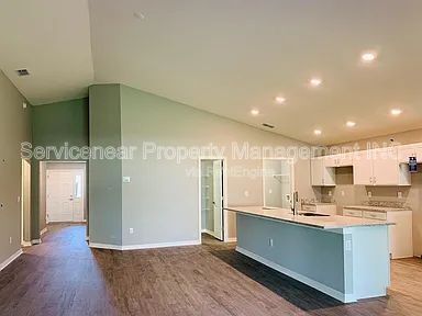Building Photo - 12111 Stone Pine St