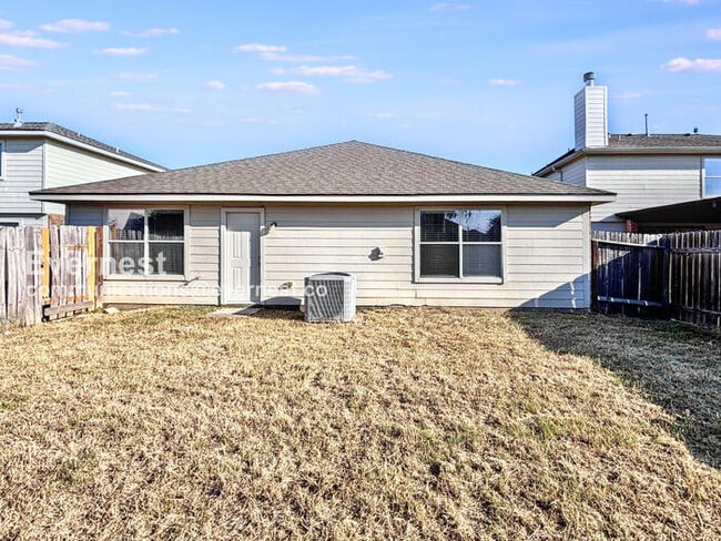 Building Photo - 25407 Barmby Dr