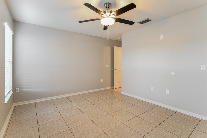 Building Photo - 11749 Mango Cross Ct