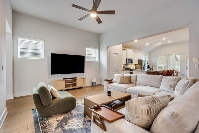 Building Photo - 8608 McKamy Dr