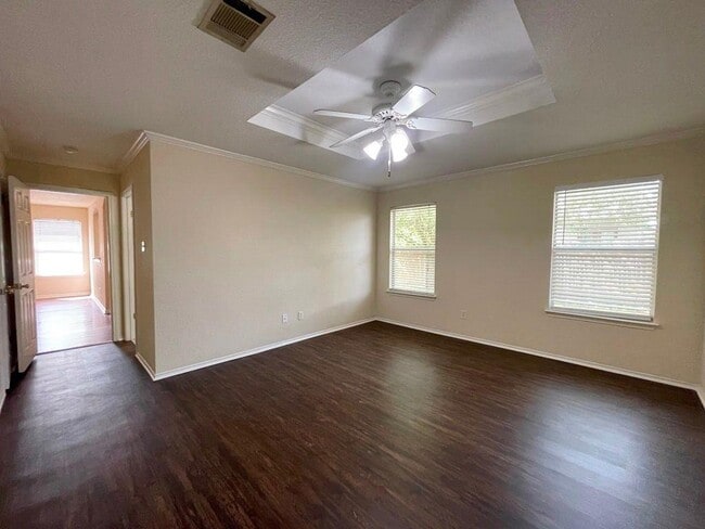 Building Photo - 17500 Dashwood Creek Dr