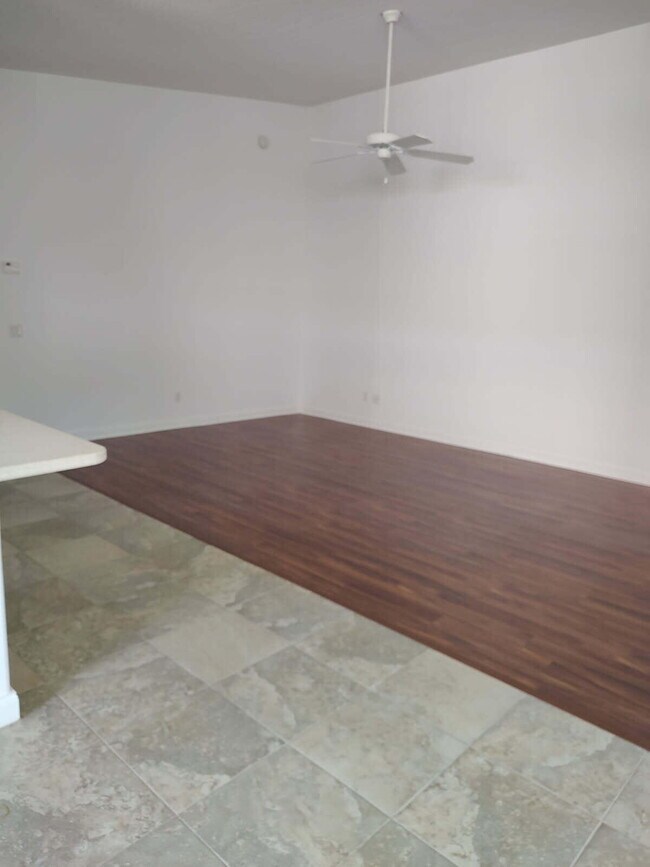 Building Photo - 8165 Quito Pl