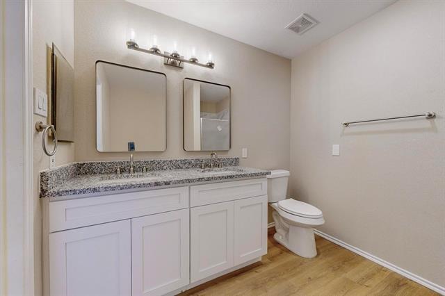 Building Photo - 8824 Cross Oak Ranch Blvd