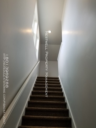 Building Photo - Daybreak 1 bed/1 bath over garage apartment