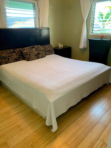 Building Photo - 705 Haiku Rd