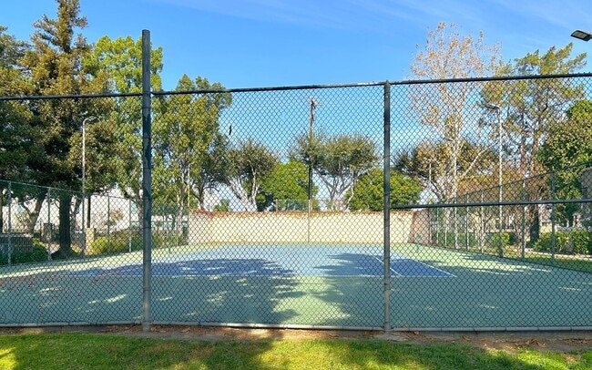 Building Photo - W MISSION BLVD UNIT 16 ONTARIO 91762 (2 BED / 2 BATH)