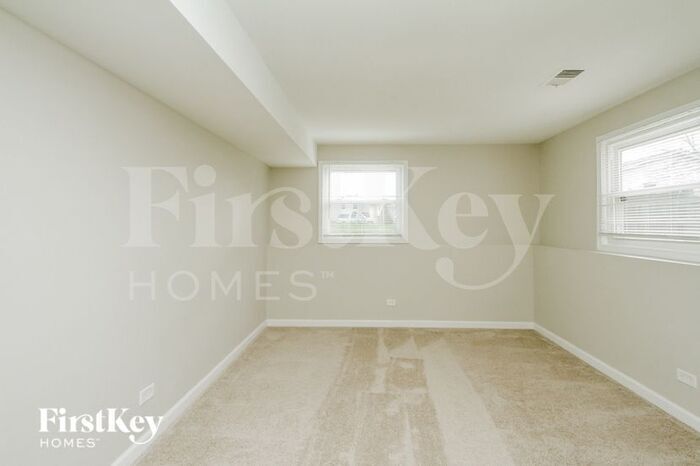 Building Photo - 432 Ardglass Ct