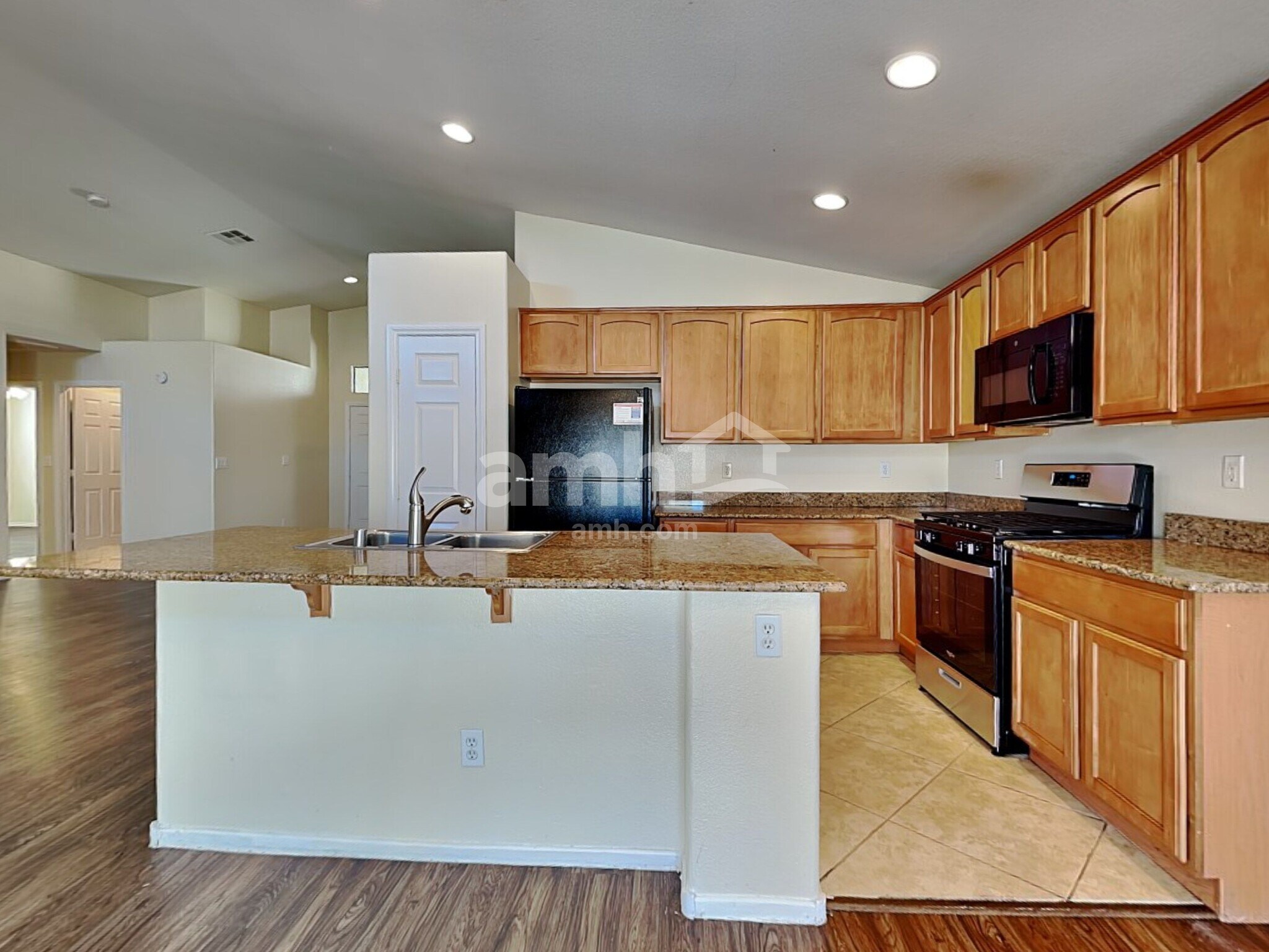 Building Photo - 5828 Michael Dean St