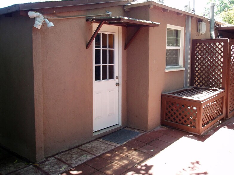 Back door to yard - 10809 Huston St