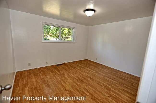 Building Photo - 2 br, 1 bath House - 11673 SE 163rd St