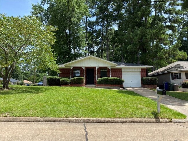 Primary Photo - 3011 Sand Dr